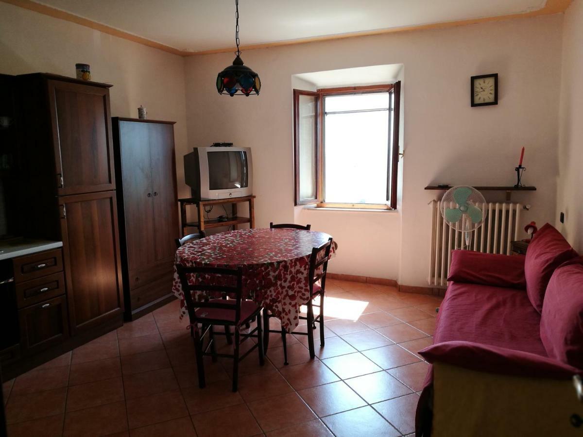 I Castagnini Lägenhet Montecatini Val di Cecina Exteriör bild
